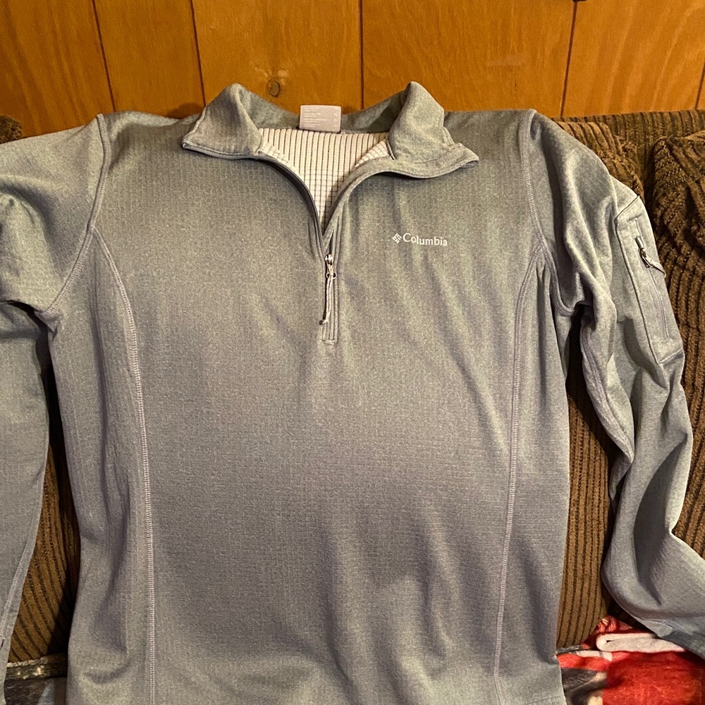 Columbia Men's Zip-Up Gray pullover